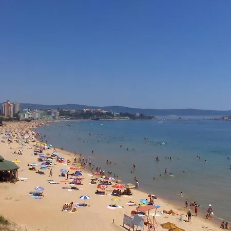 Paradiso 'в' 207 Two Bedroom Апартаменти