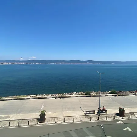 Paradiso 'в' 207 Two Bedroom * Несебир