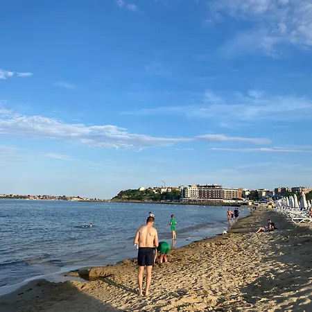 Апартаменти Paradiso 'в' 207 Two Bedroom *