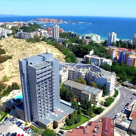 Апартаменти Paradiso 'в' 207 Two Bedroom Несебир