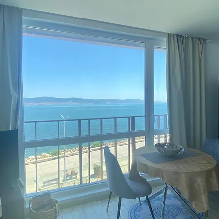 Апартаменты Paradiso 'в' 207 Two Bedroom *