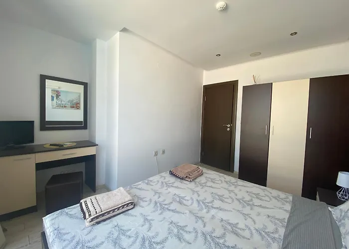 Apartment Paradiso 'в' 207 Two Bedroom *