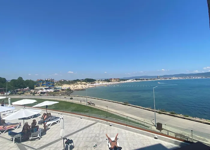 Paradiso 'в' 207 Two Bedroom Apartment *